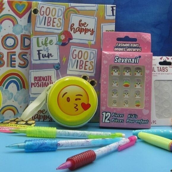 ๐ฅKids Fun Emoticons Set๐๐๐ happy face barrettes press on nails - Picture 4 of 9